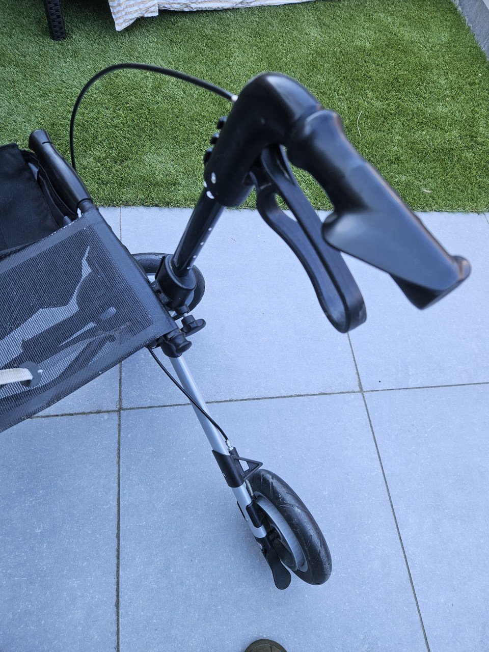 In zeer nette staat, mooie Rollator Topro Olympos incl topro tas maat S...