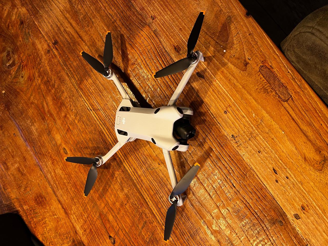 DJI mini 4 pro fly more combo (zo goed als nieuw)