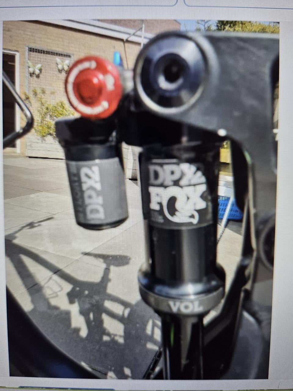Downhill bike Vitus Sommet 29 full Suspension als nieuw.