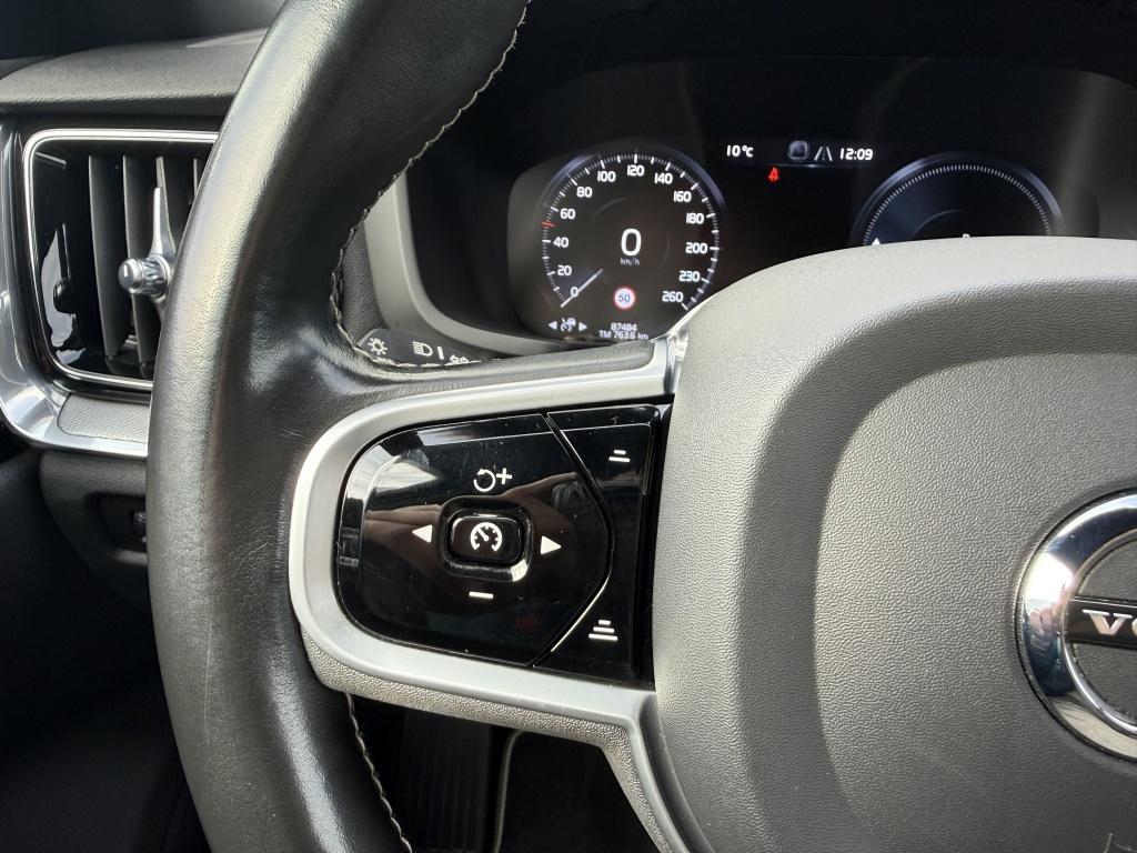 Volvo V60 t6 340pk recharge r-design| adap.cruise| camera| h&k sound| keyl