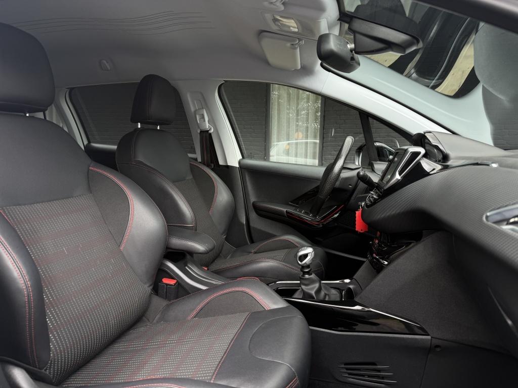Peugeot 2008 1.2 puretech gt-line - trekhaak - parelmoerwit -