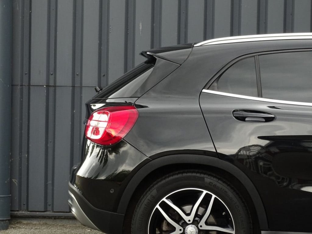 Mercedes-Benz Gla-klasse 200 prestige automaat | led | pano | el. koffer