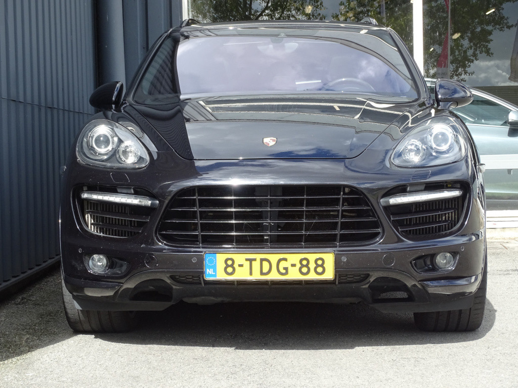 Porsche Cayenne 4.2 d s | ceramic | pano | bose | luchtvering pasm