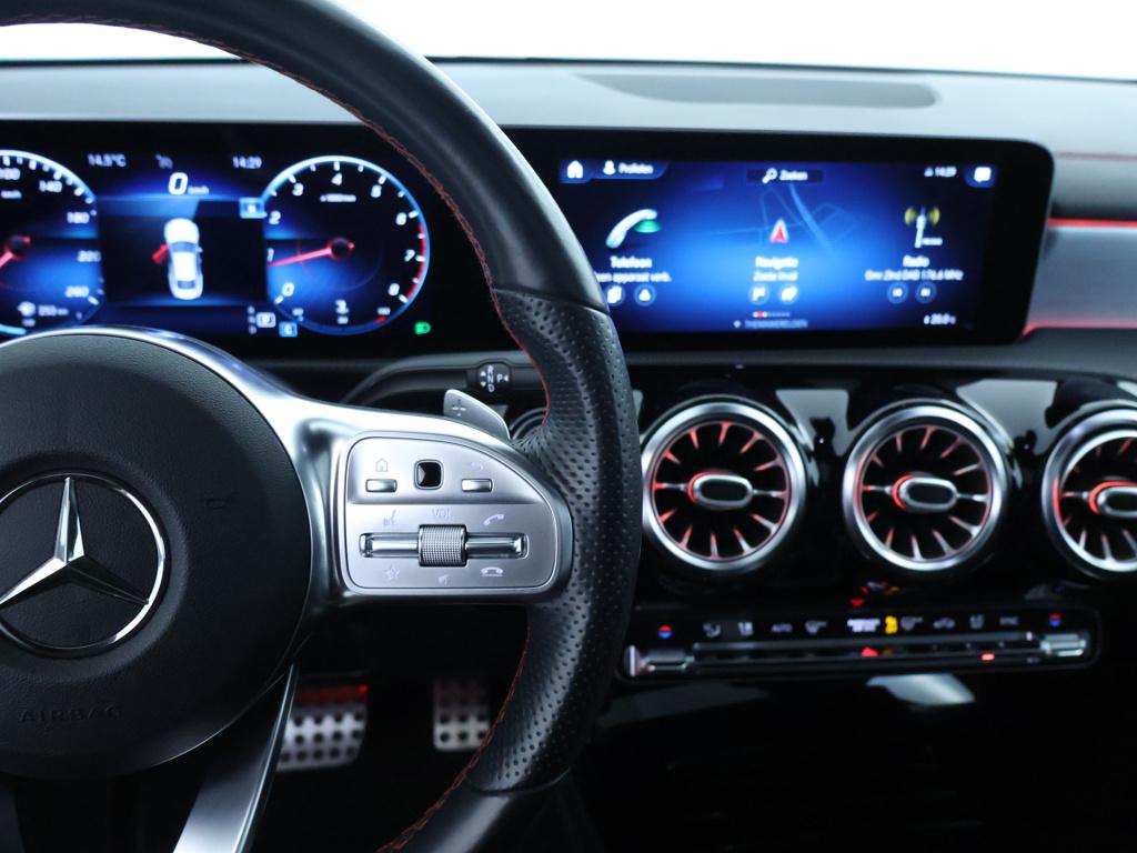 Mercedes-Benz Cla 200 business solution amg | panoramadak | trekhaak | amg-