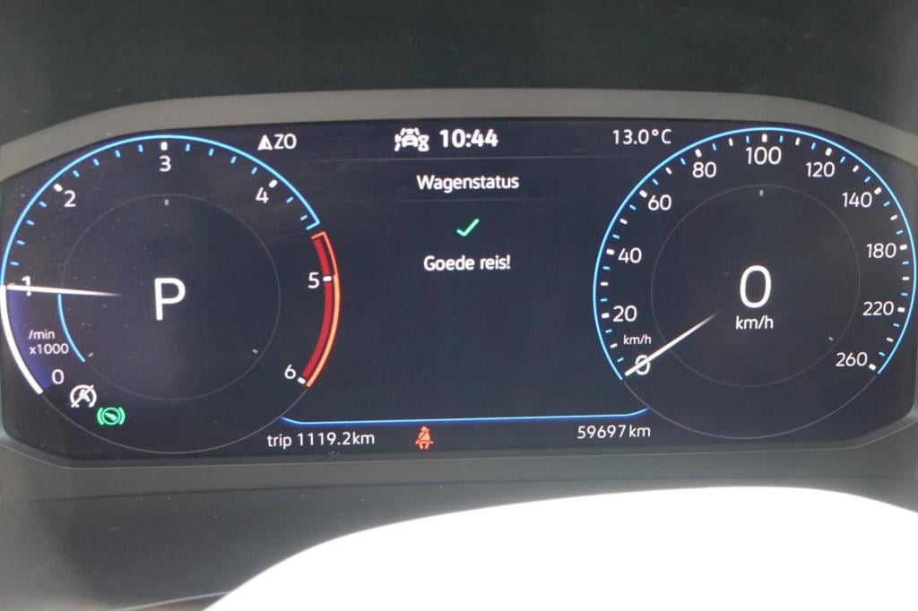 Volkswagen Transporter 2.0 tdi l2h1 30 dc 150-pk automaat bulli