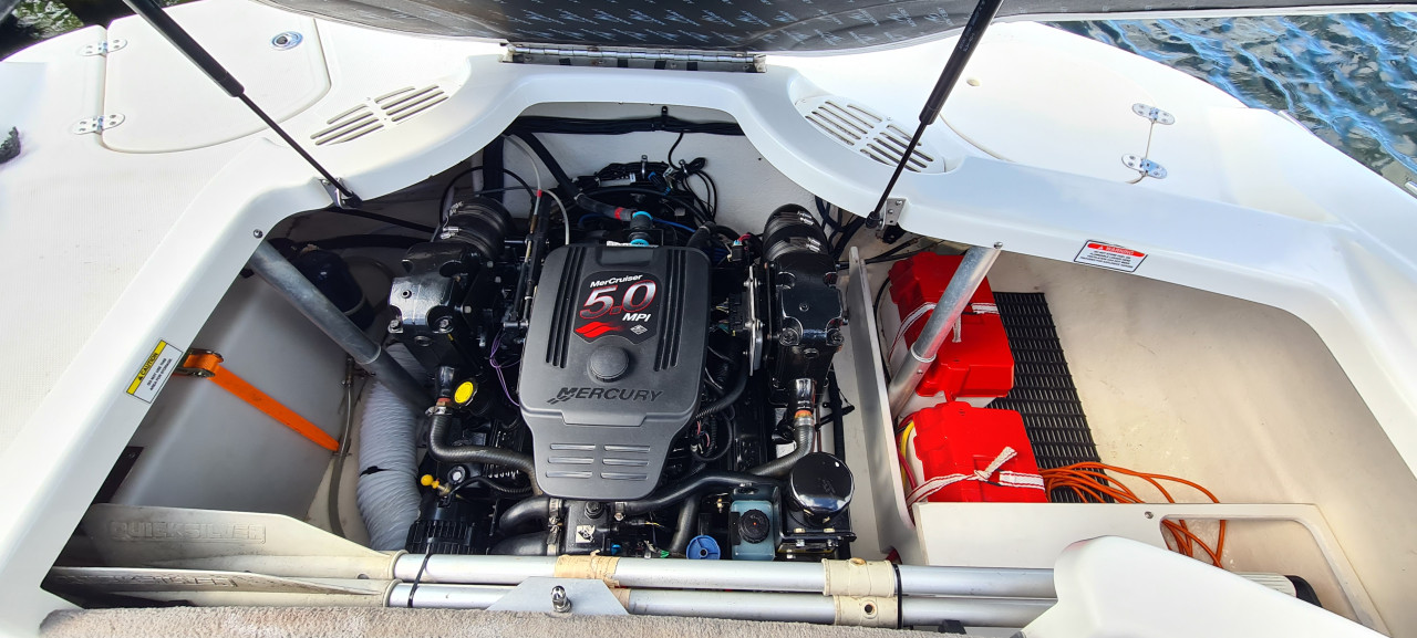 Speedboot Monterey 214 FSC
