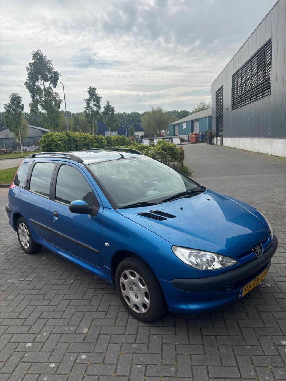 Peugeot 206 1.4 SW 2006 Blauw | NAP | NIEUWE APK!