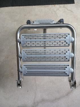 Te koop RVS inklapbare zwemtrap