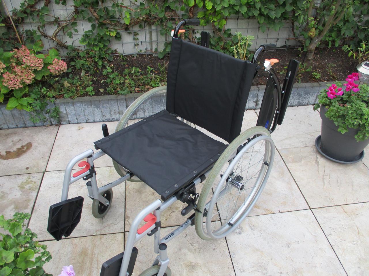 Nieuw Excel G - ECO opvouwbare lichtgewicht rolstoel met anti - lekbanden
