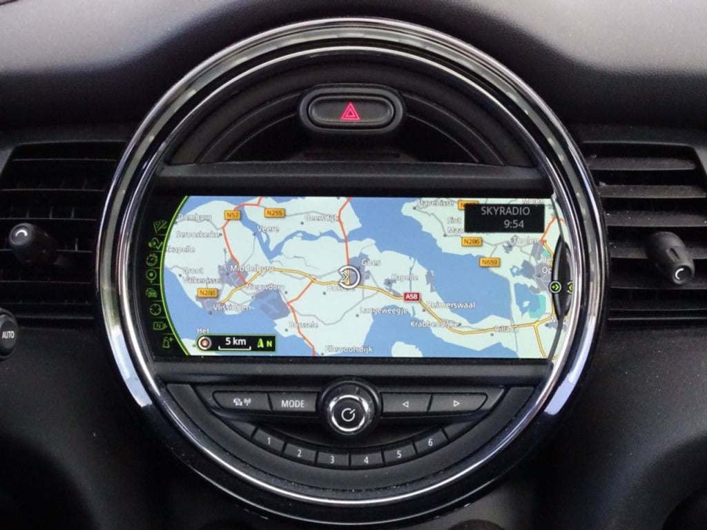 Mini Cooper mini 1.5 chili automaat | hud | pano | led