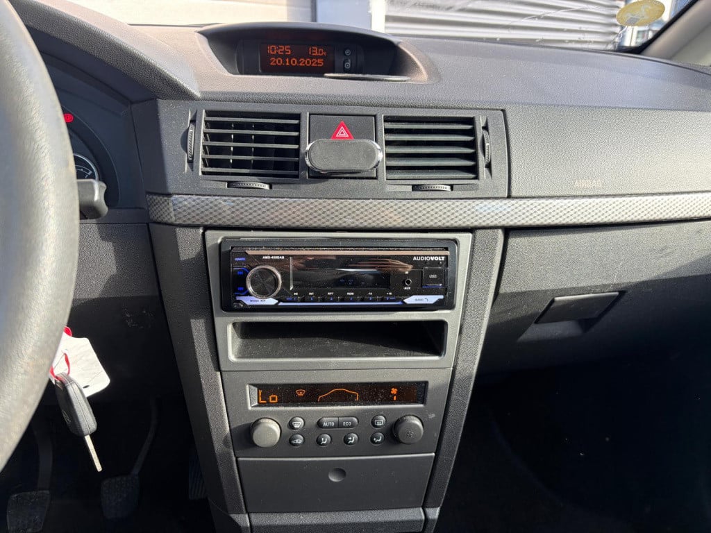 Opel Meriva 1.6-16v temptation/179.000 nap/rijklaar/trekhaak/airco/