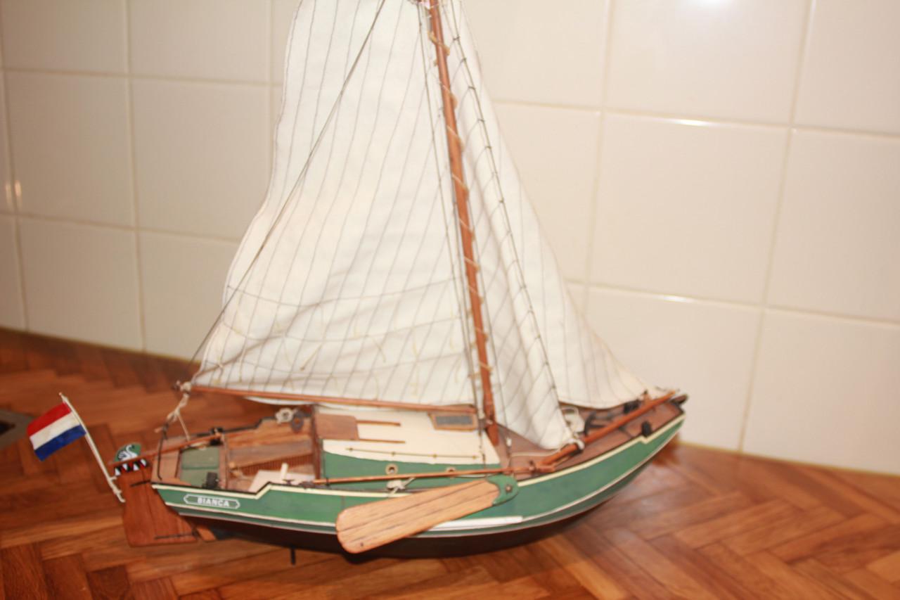Houten platbodem..50/50 cm