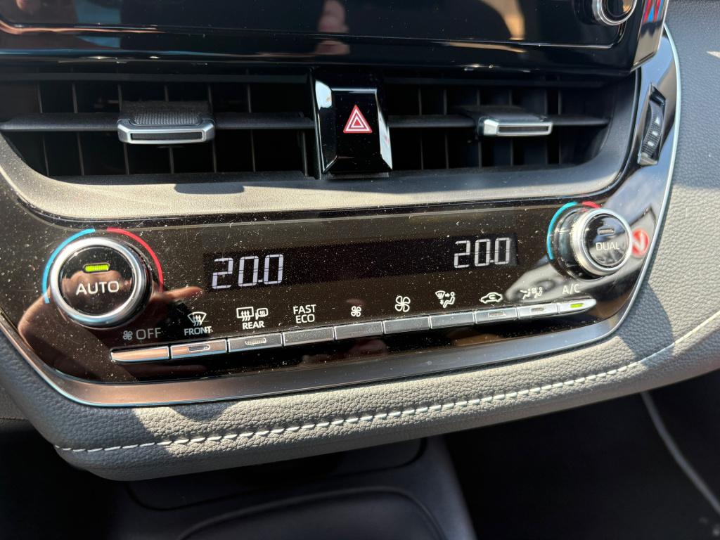 Toyota Corolla Touring Sports 1.8 hybrid dynamic