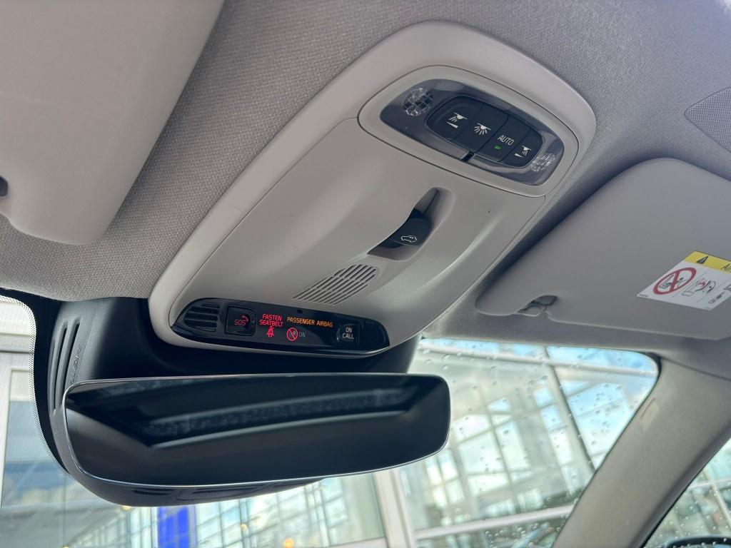 Volvo XC40 t4 211pk recharge inscription| panodak| leder| trekhaak| camera|