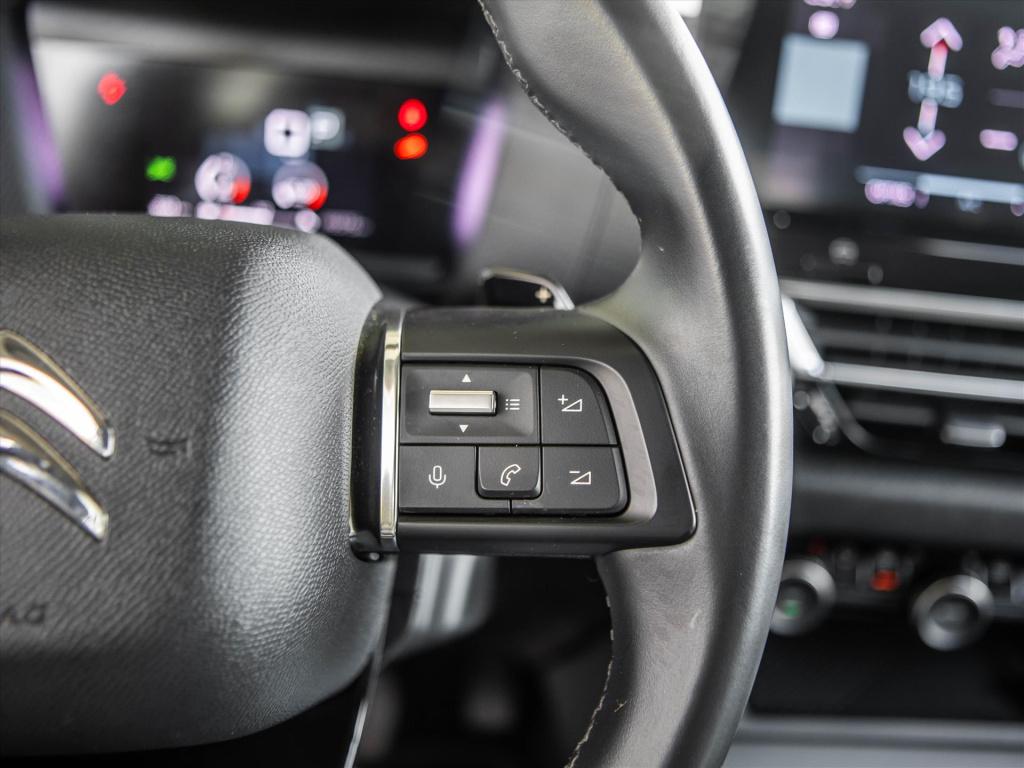 Citroen C4 1.2 puretech 130pk shine automaat | hud | camera | navigatie | p