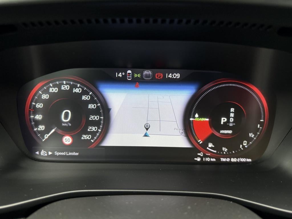 Volvo XC40 t5 262pk recharge ultimate dark