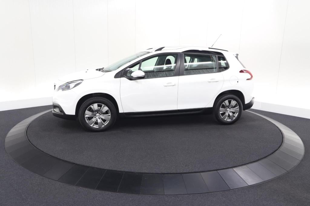 Peugeot 2008 puretech 110 blue lion | trekhaak | apple carplay | navigatie 