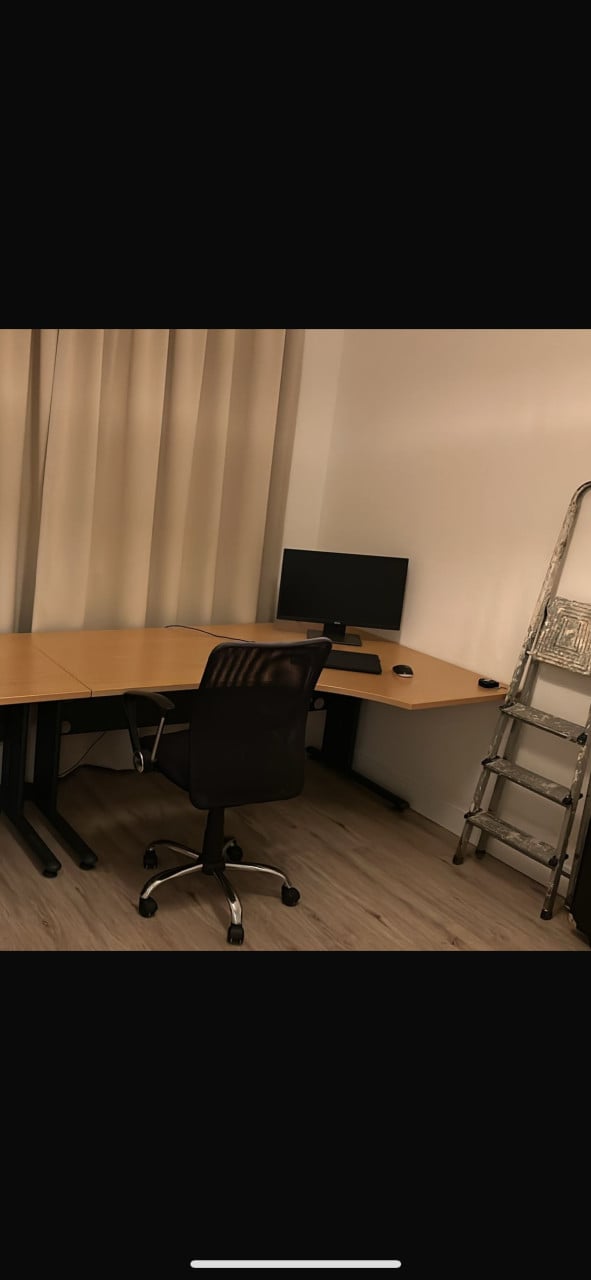 Stevig bureau