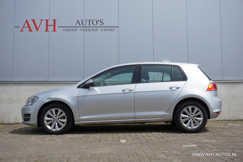 Volkswagen Golf 1.2 tsi trend edition