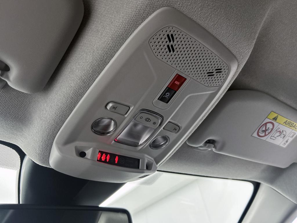 Citroen C4 130 pk shine | rijklaar | head-up display | 360 camera | stoelve