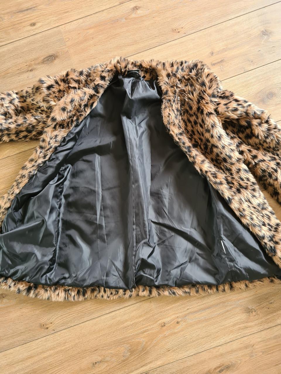 Rainbow Leopard Print Faux Fur Jas Maat 36