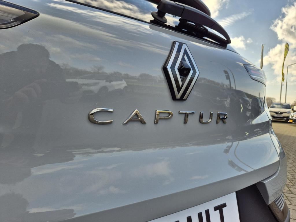 Renault Captur 1.3 mild hybrid 160 edc automaat techno camera, stoel/stuur 