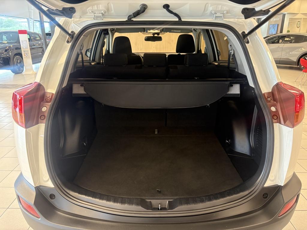 Toyota Rav4 2.0 dynamic limited 4wd | trekgewicht 1500 kg | trekhaak |