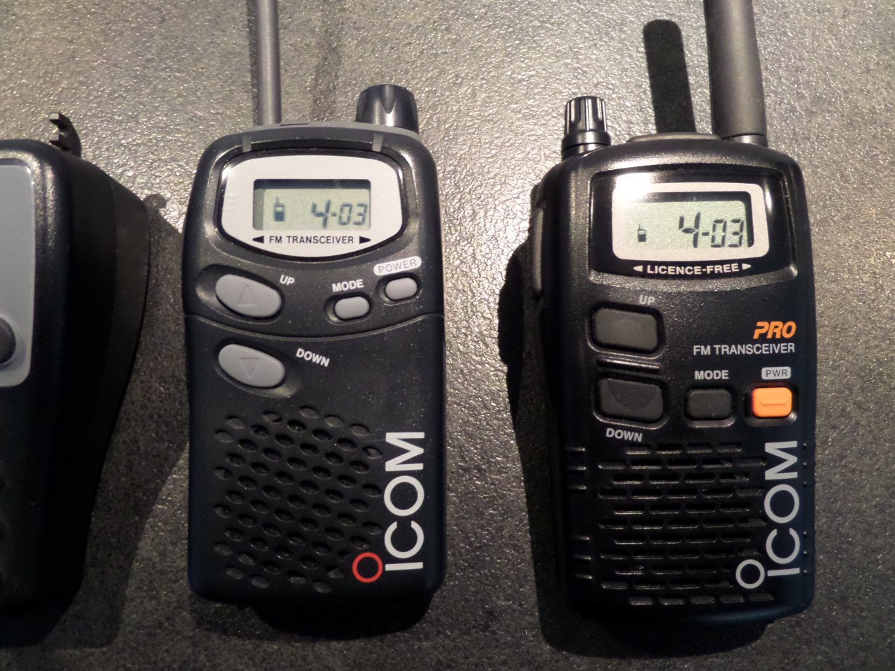 Alan Basisstation & 2x Icom Porto`s
