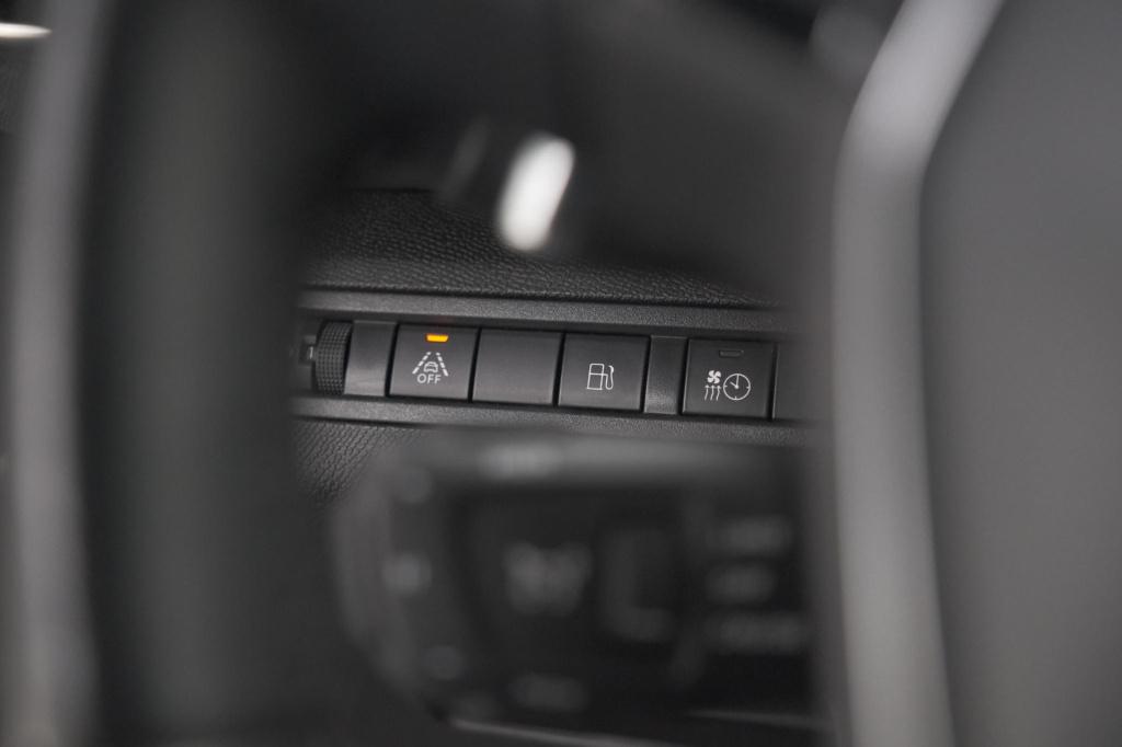 Peugeot 3008 1.6 hybrid 300 allure pack business | camera | dodehoekdetecti