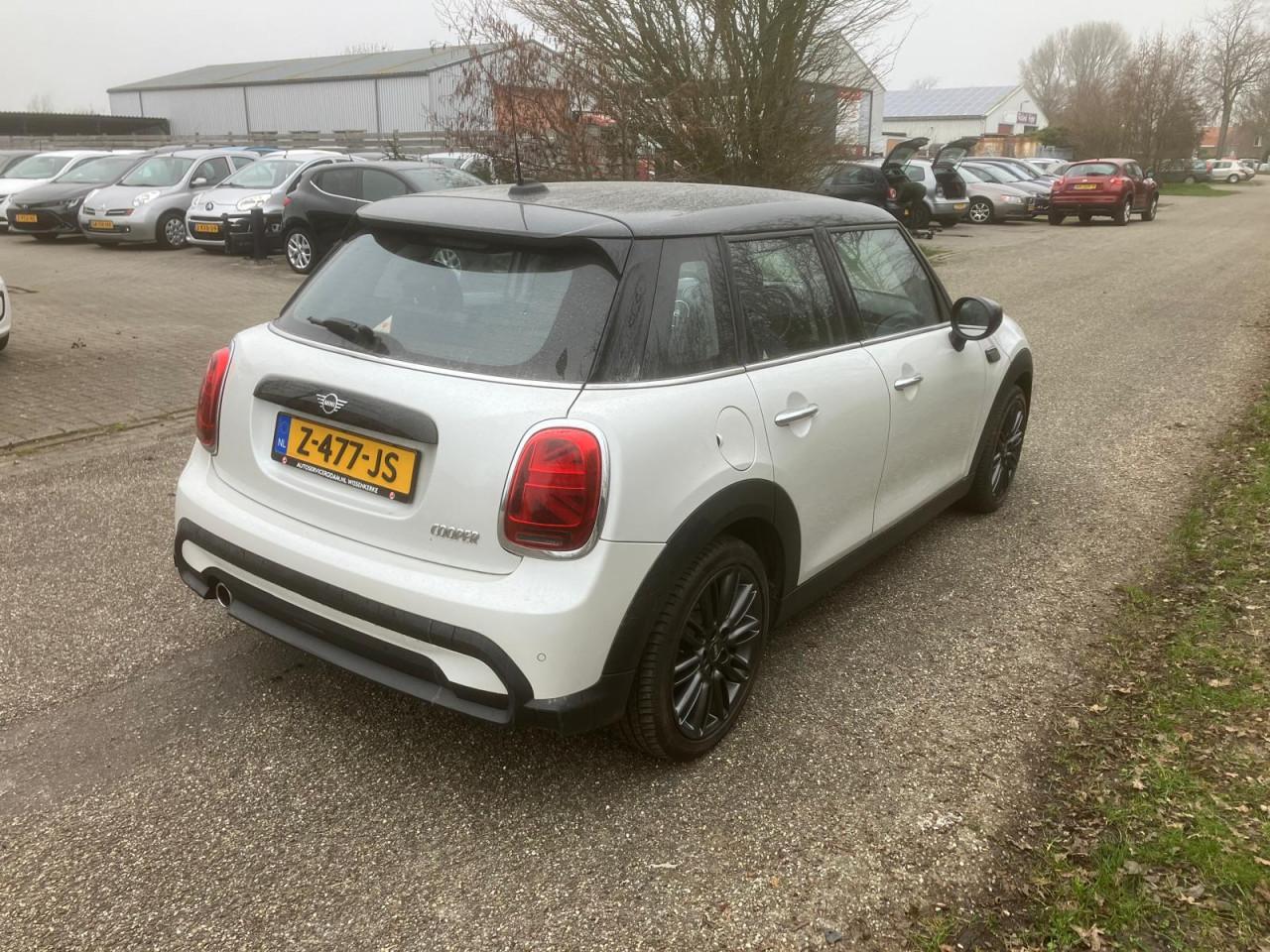 Mini Cooper 1.5 Automaat Camden