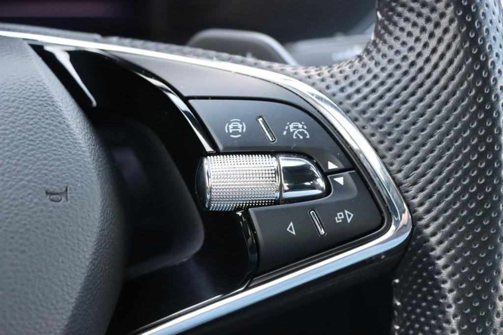 Skoda Superb combi 1.4 tsi iv sportline 218pk dsg6 soh 92,2 %