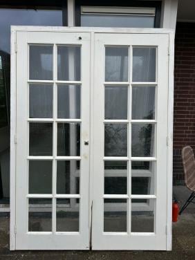 Dubbele deur met kozijn