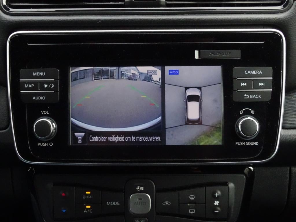 Nissan Leaf n-connecta 40 kwh | incl. btw | 360 camera