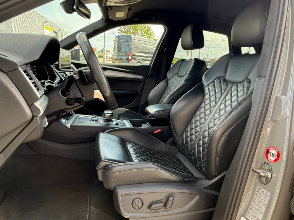 Audi Q5 3.0 tfsi sq5 quattro