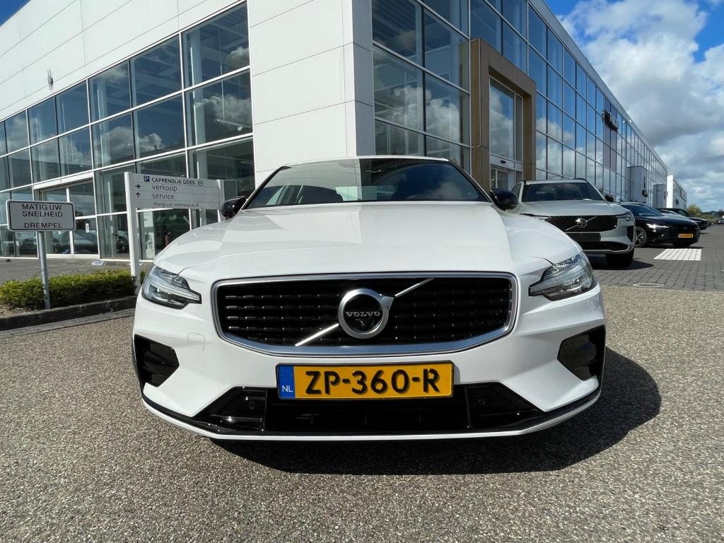 Volvo S60 t4 190pk r-design| 360camera| trekhaak| adap.cruise