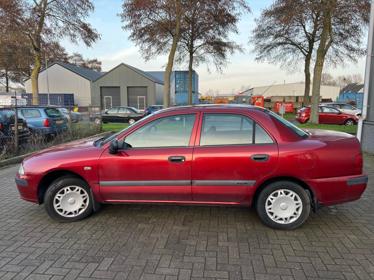 Mitsubishi Carisma 1.6 Classic.nl Vol Jaar Apk