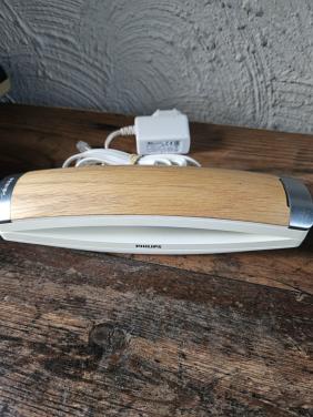 ZganPhilips M888 Dect telefoon - draadloos met houten accent