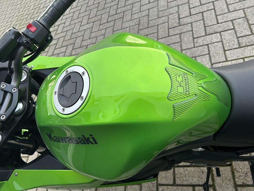 Kawasaki ER6-F ABS uit 2010 met slechts 15 dkm! Mooie toer/sportmotor €4450