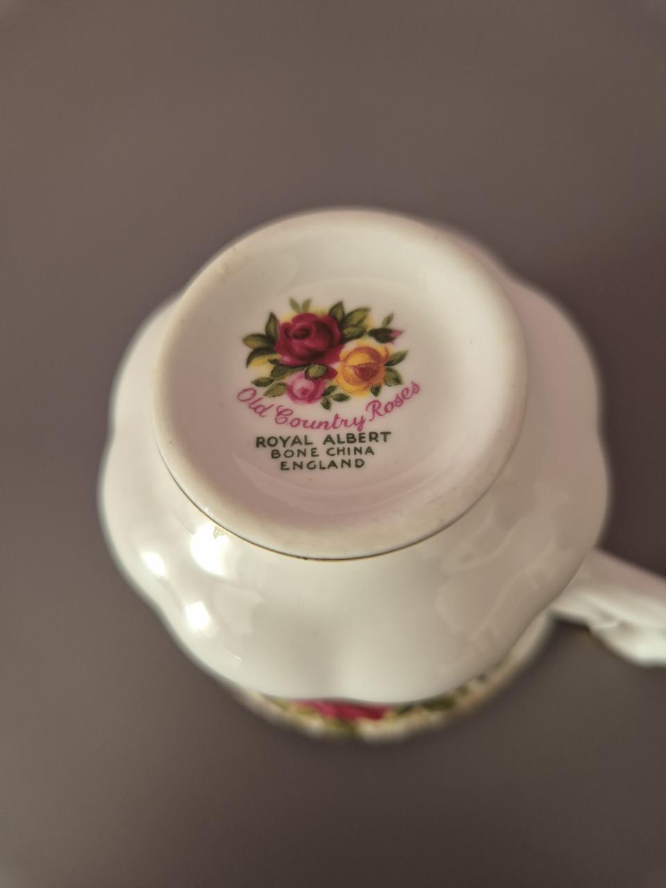 4 Kop en schotels Royal Albert