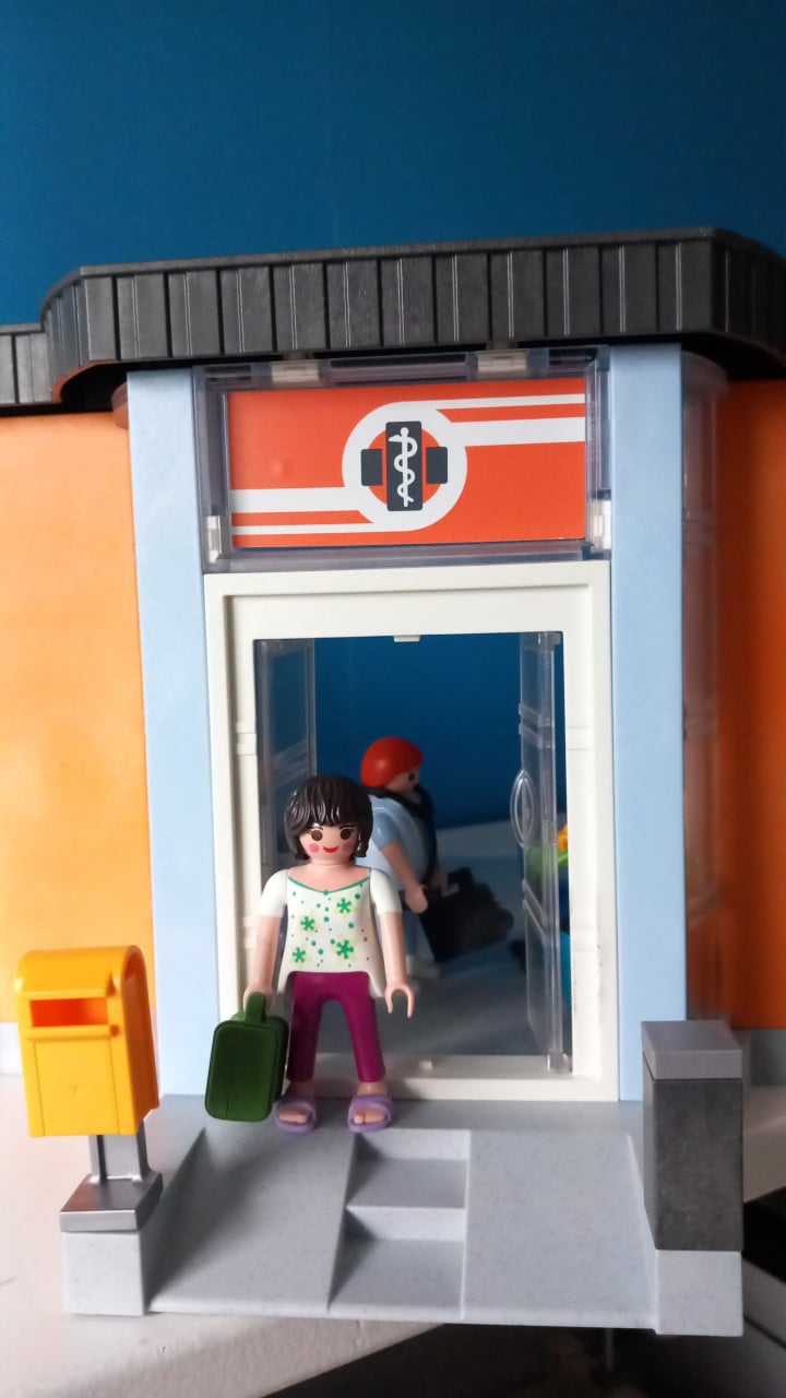 Playmobil ziekenhuis compleet ingericht setnr 70191
