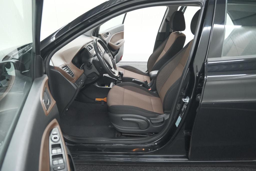 Hyundai I 20 1.0 t-gdi comfort | navigatie | camera | parkeersensoren