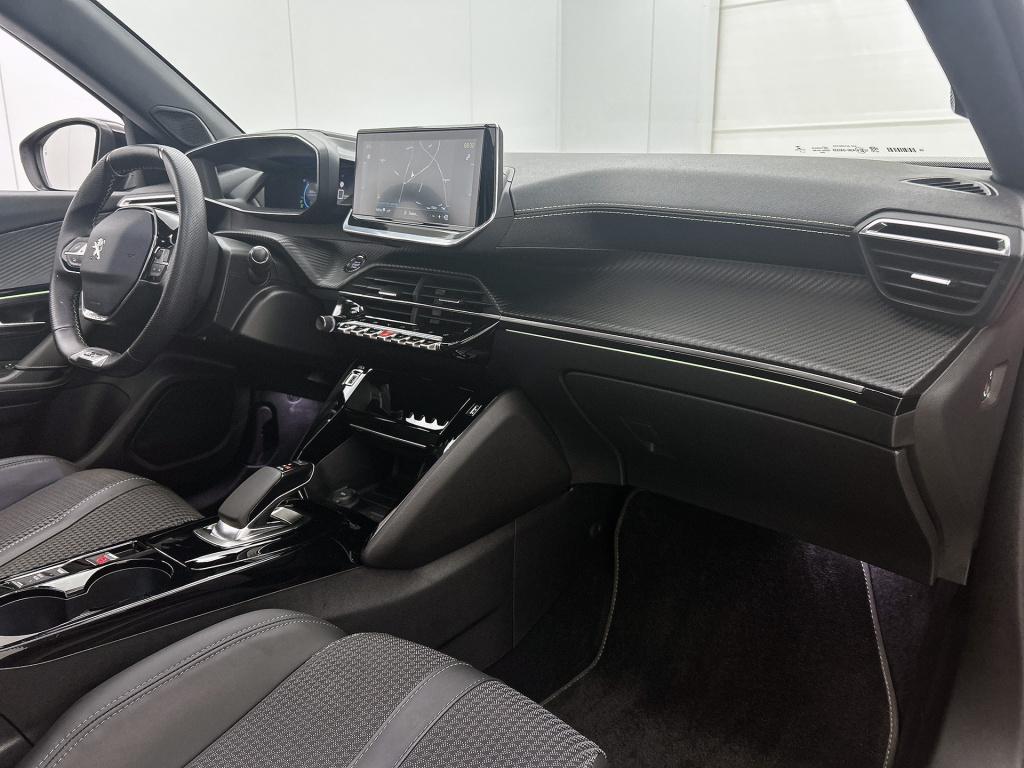 Peugeot E-2008 ev gt 50 kwh | rijklaar | panoramadak | stoelverwarming | ad