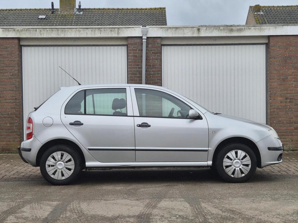 Skoda Fabia 1.4-16v ambiente / 5- deurs / origineel nl