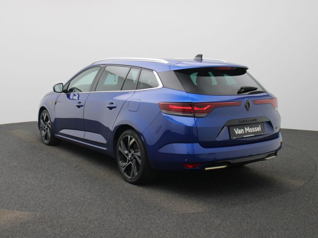 Renault Megane E-tech estate 1.6 plug-in hybrid 160 e-tech engineered | phe