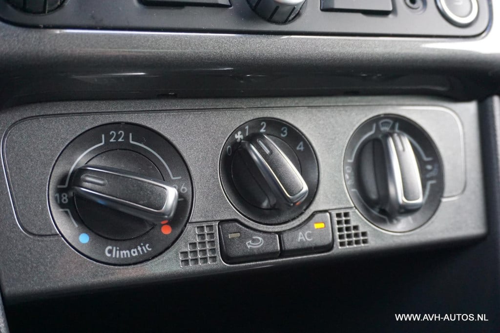 Volkswagen Polo 1.2 tsi highline