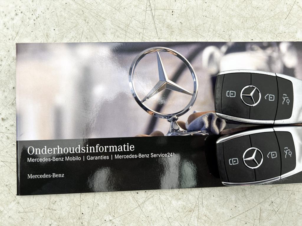 Mercedes-Benz A-Klasse 180 business solution amg | panoramadak | sfeerverli