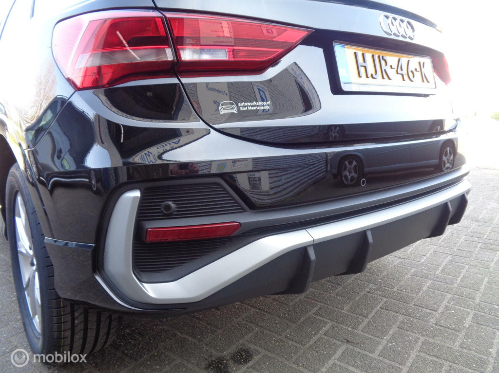 Audi Q3 35 tfsi sportback business/s-line/automaat/ecc/stoelverw/pdc/lm vel