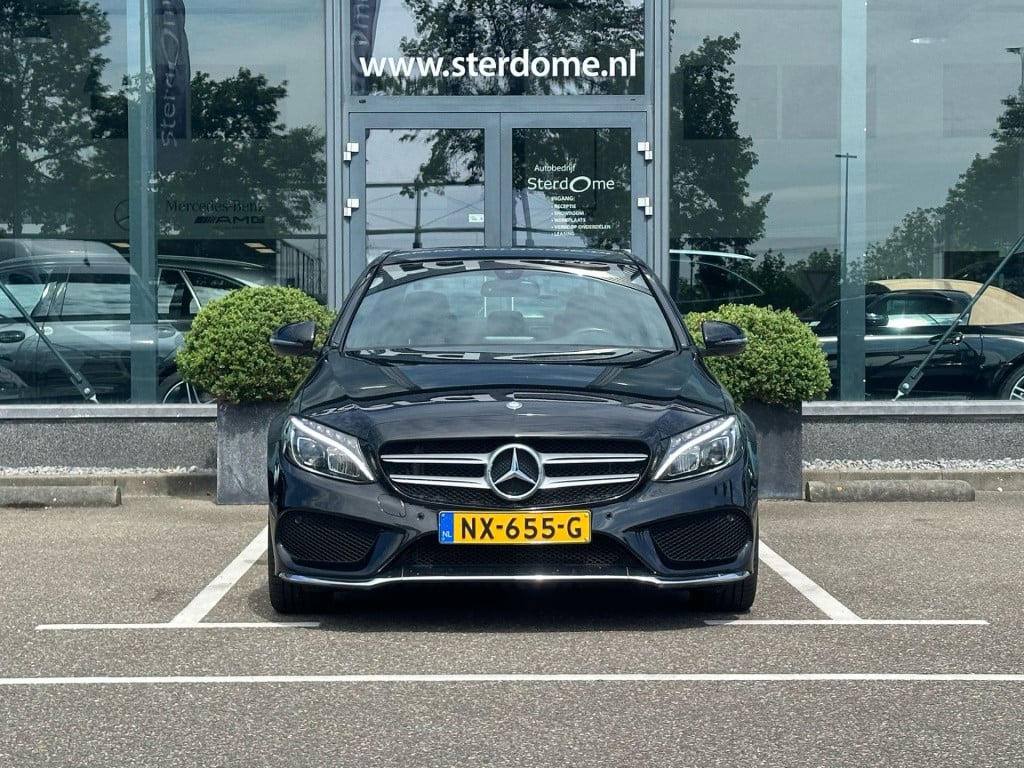 Mercedes-Benz C-Klasse 180 amg sport edition l trekhaak l stoelverwarming l