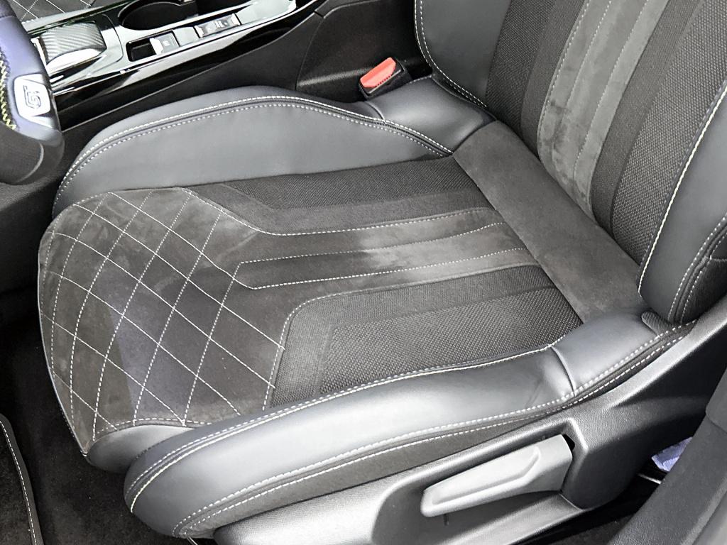 Peugeot 208 ev gt pack 50 kwh | stoelverwarming | icockpit | adaptive cruis