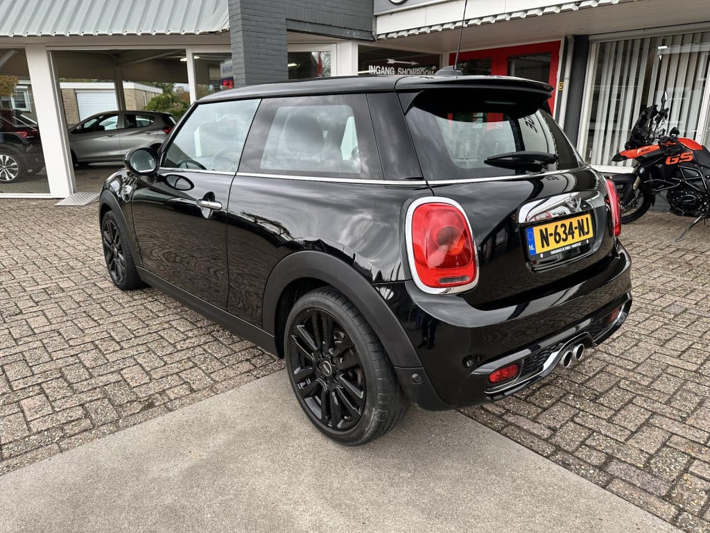 Mini Cooper mini 2.0 chili serious business